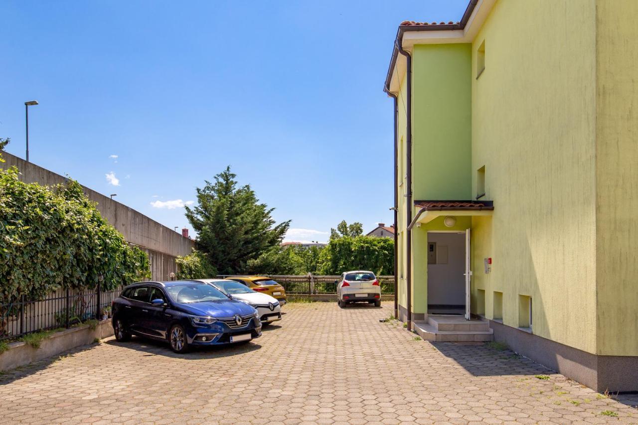 Moon River Rijeka Exterior foto